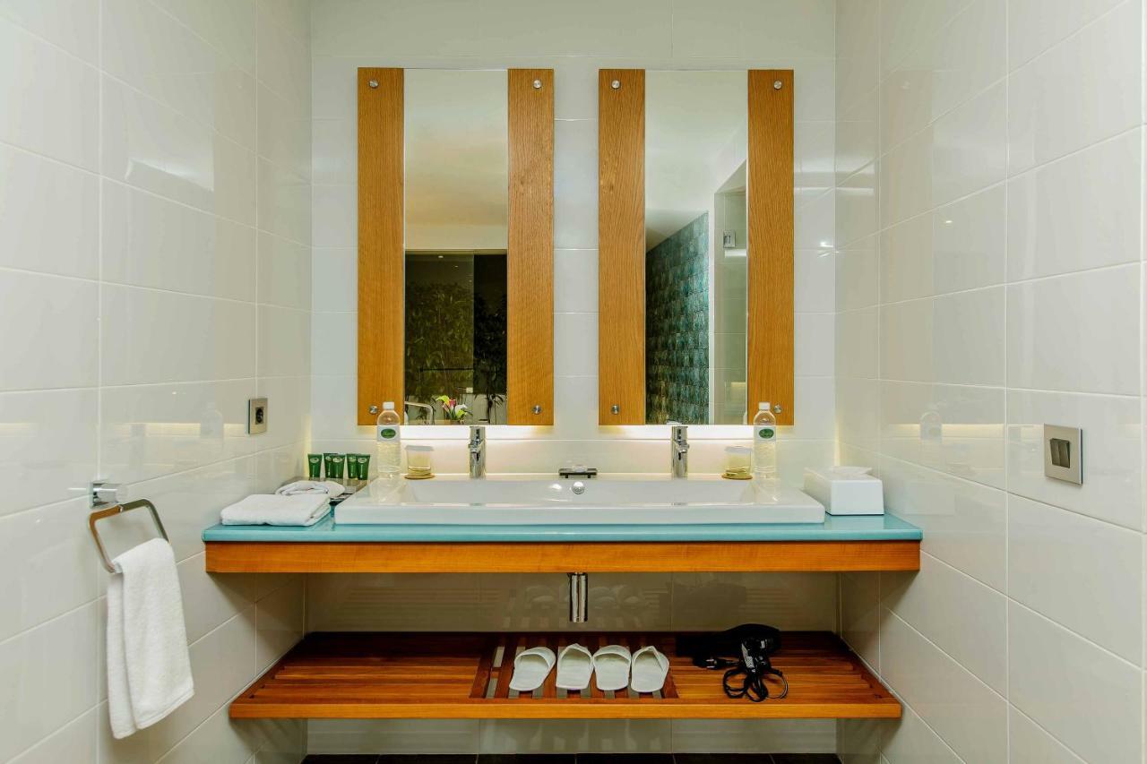 Phocea Golf View Villa By Premier Hospitality Asia ペチャトゥ エクステリア 写真