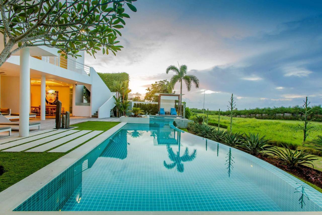 Phocea Golf View Villa By Premier Hospitality Asia ペチャトゥ エクステリア 写真