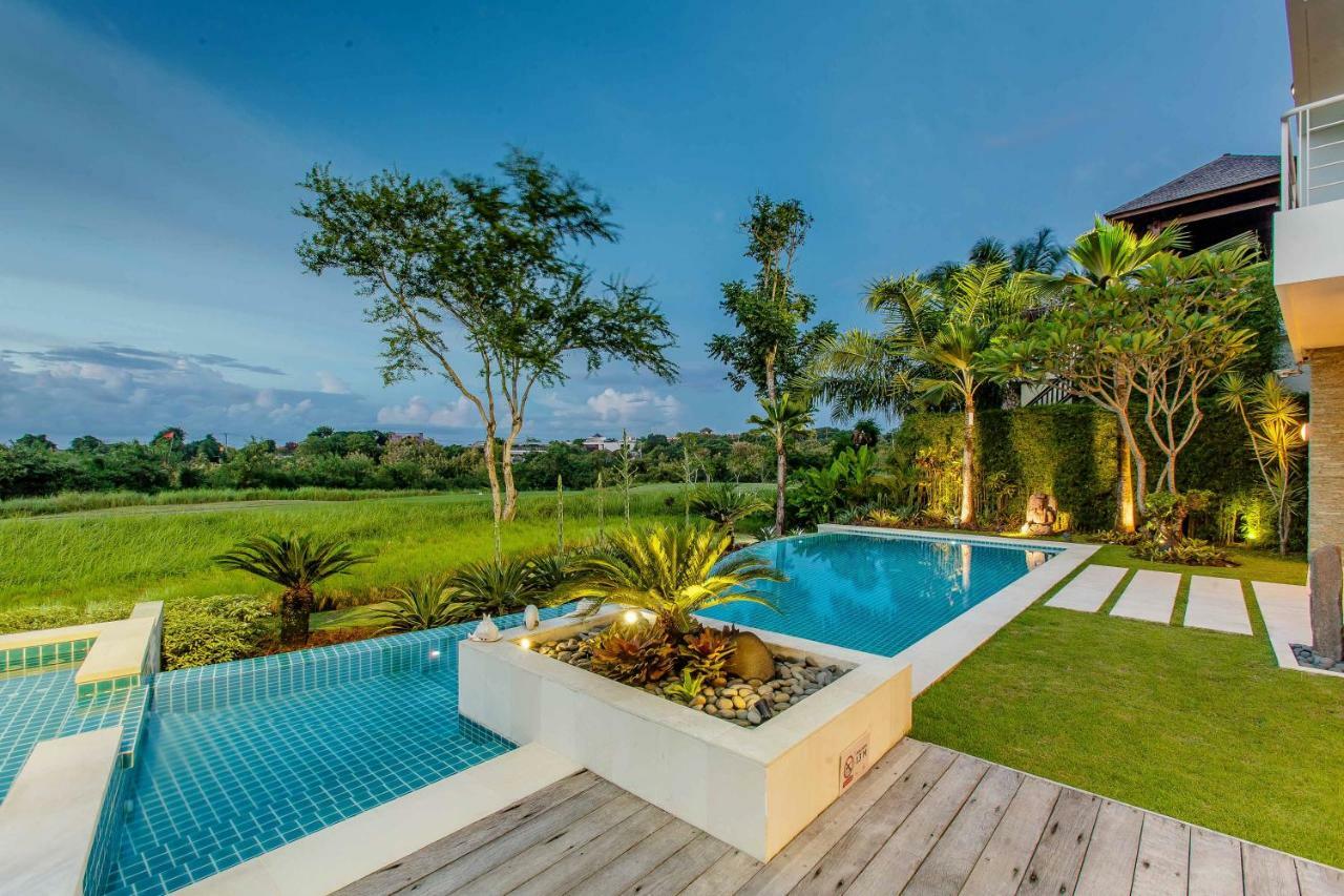 Phocea Golf View Villa By Premier Hospitality Asia ペチャトゥ エクステリア 写真